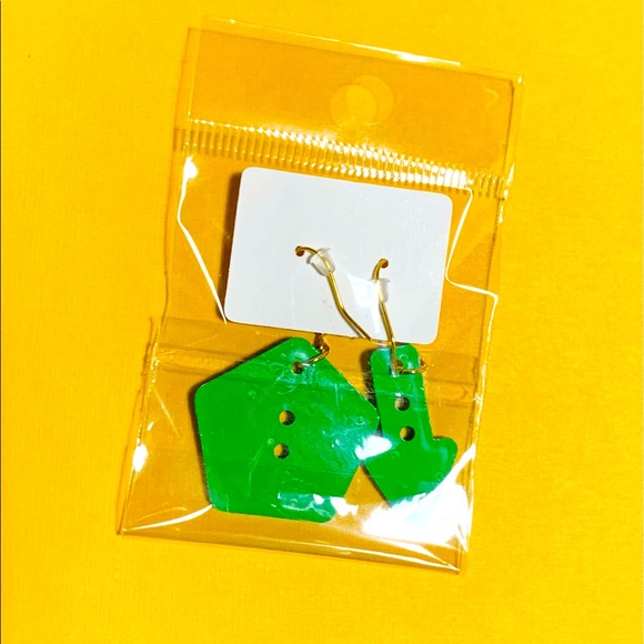 RETRO COLORFUL SHAPES Button Earrings (GREEN) - Picture 4 of 4